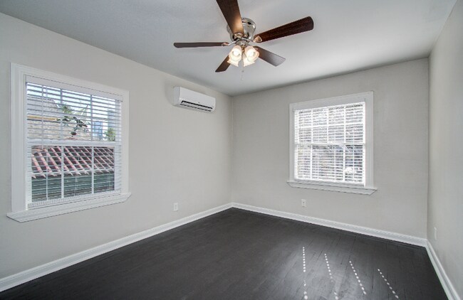 Foto del edificio - 710 Hemphill St