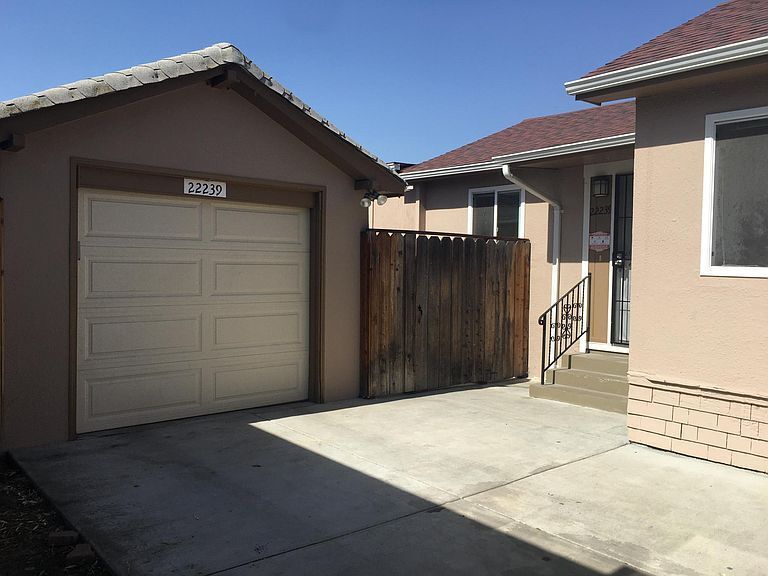 22239 Montgomery St, Hayward, CA 94541 House Rental in Hayward, CA