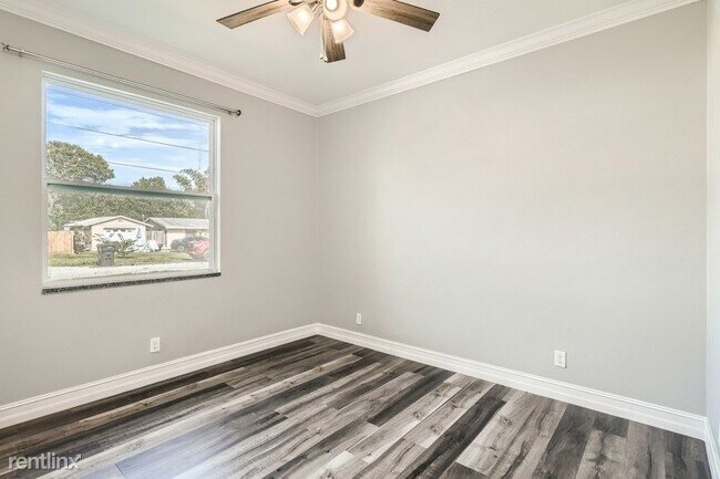 Foto del edificio - 3 br, 2 bath House - 5625 35Th Way N