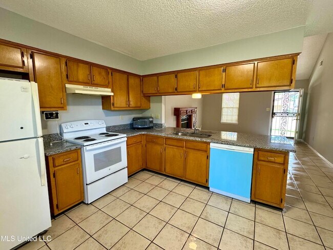 Foto del edificio - 10233 Curtis Dr