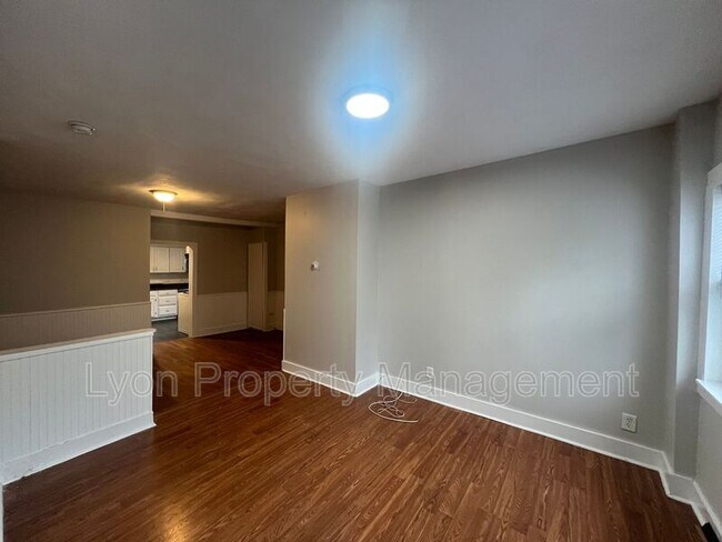 Building Photo - 65 Farnum Pike