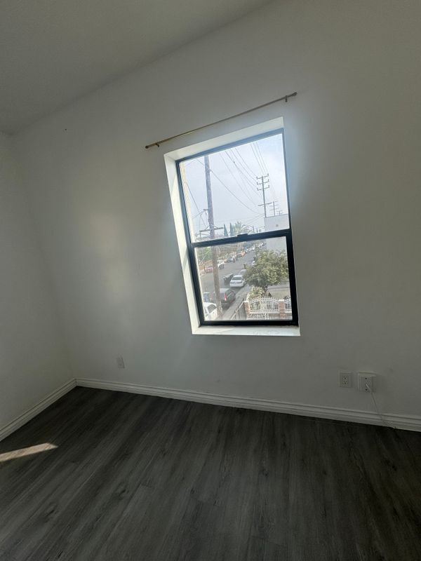 Foto del edificio - 4502 S Broadway