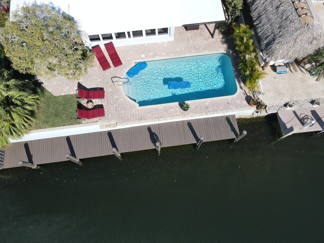 Foto del edificio - 2548 SE 14th St