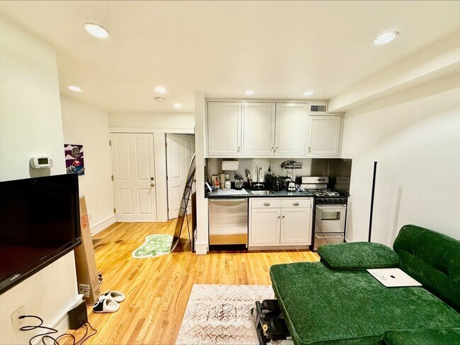 Foto del edificio - 11 Thacher Ct