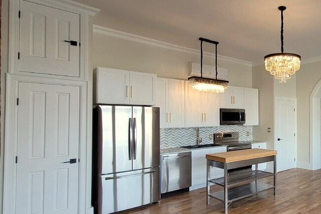 Typical Kitchen - Mark Twain Building