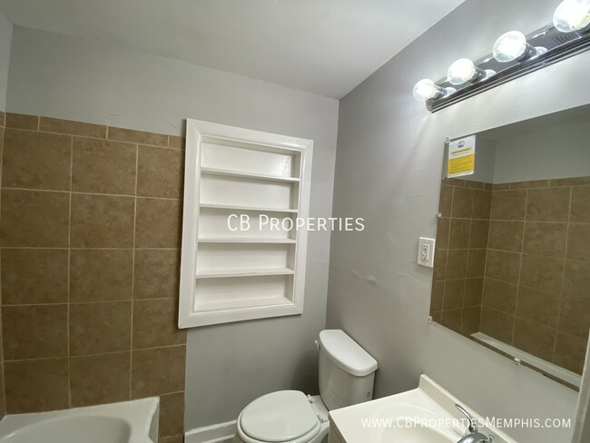 Foto del edificio - Renovated 3 Bedroom 2 Bath in Whitehaven!