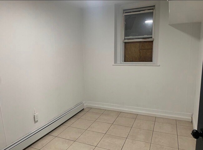 Foto del edificio - 784 Clinton Ave