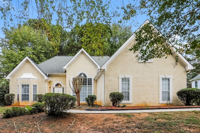 Building Photo - 107 Windsong Dr