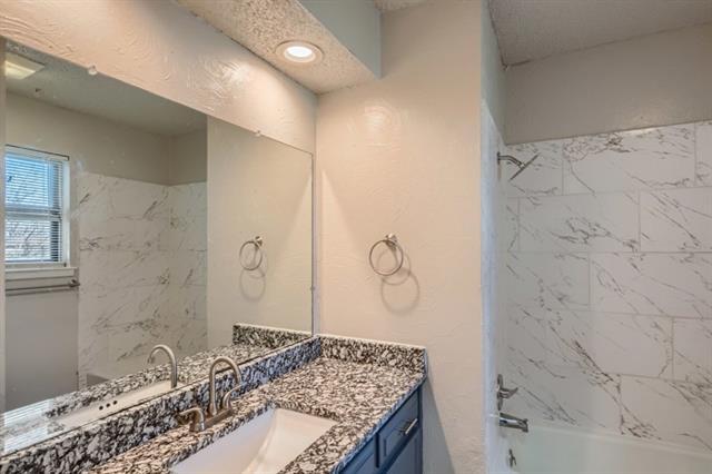 Foto del edificio - 2310 Stockbridge Ct