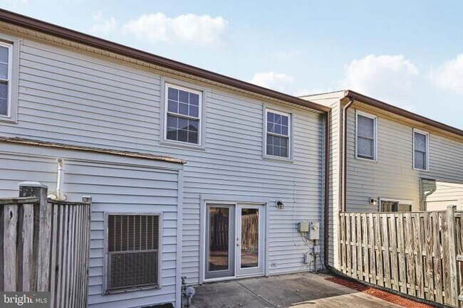 Foto del edificio - 5555 First Statesman Ln