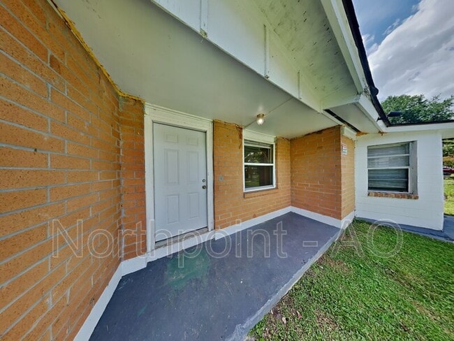 Building Photo - 7536 John F Kennedy Dr E