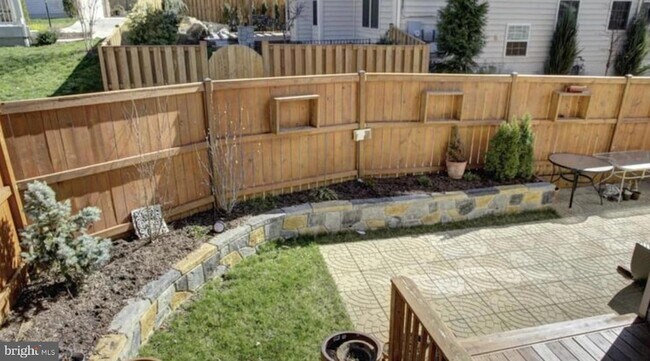 Building Photo - 3041 Moore Ln