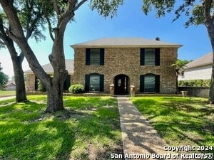 Foto principal - 3329 Wimbledon Dr