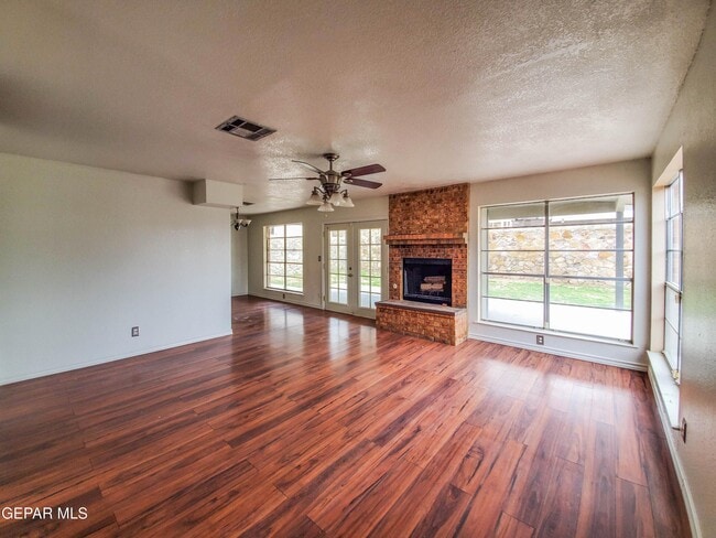 Foto del edificio - 1120 Shawnee Ln