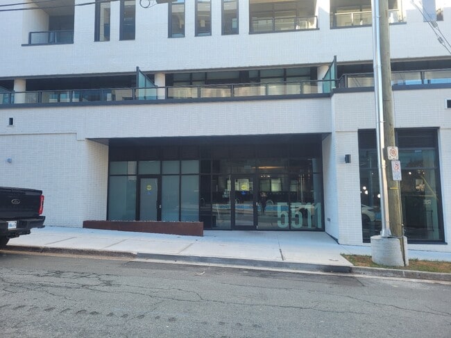 Building Photo - 5511 Bilby St