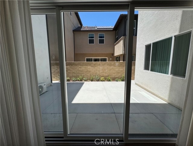 Building Photo - 228 Knot