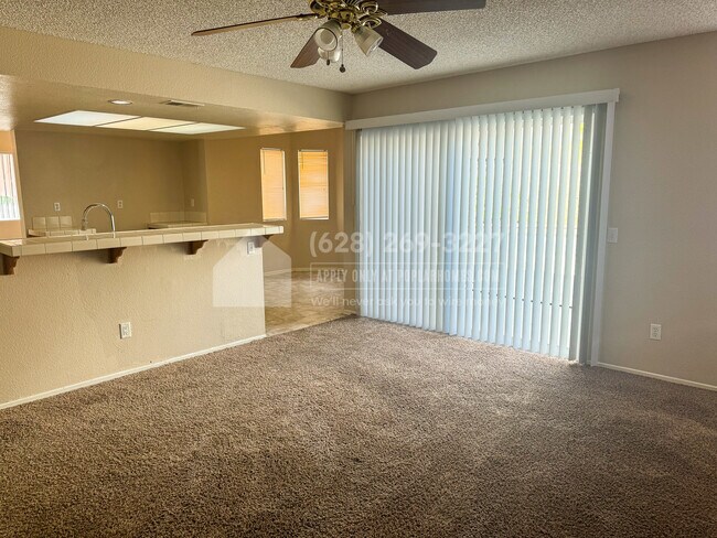 Building Photo - 25959 Joanne Dr