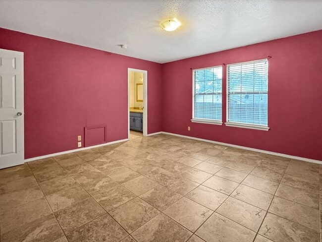 Foto del edificio - 8020 S 88th E Ave