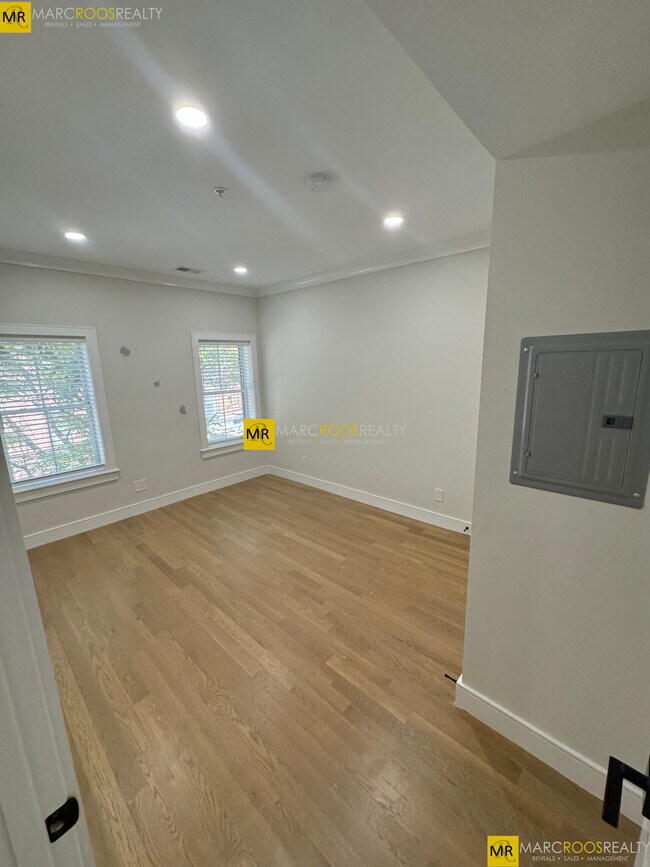 Foto del edificio - 535 Newbury St