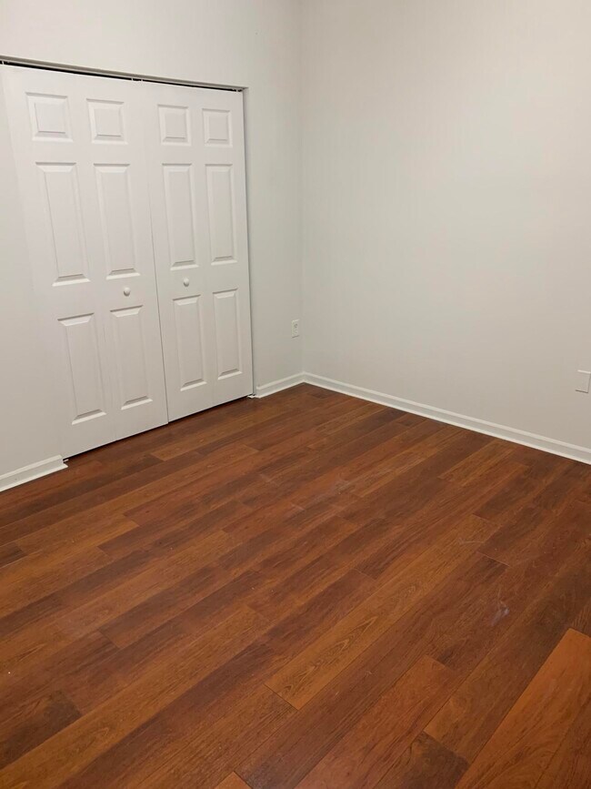 Foto del edificio - 2080 Greenview Shores Blvd