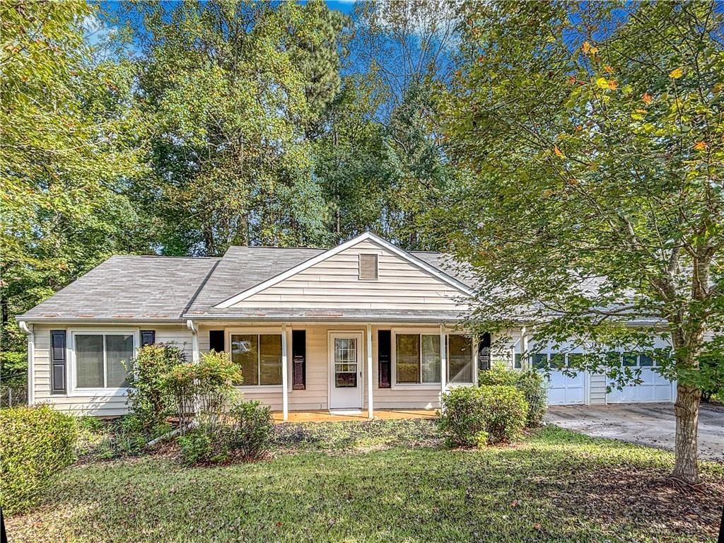 Primary Photo - 1497 Chaseway Cir