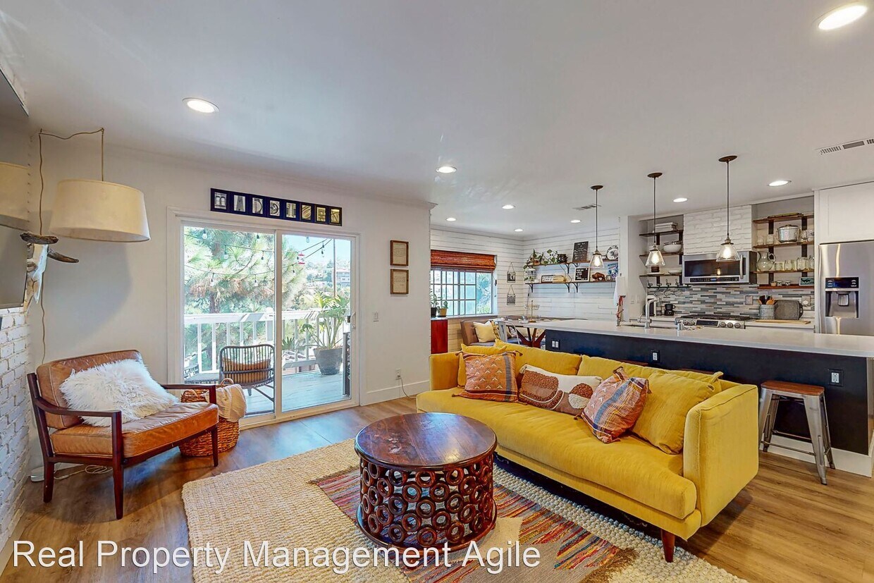 Foto principal - 2 br, 1.5 bath House - 25131 Terrace Lantern