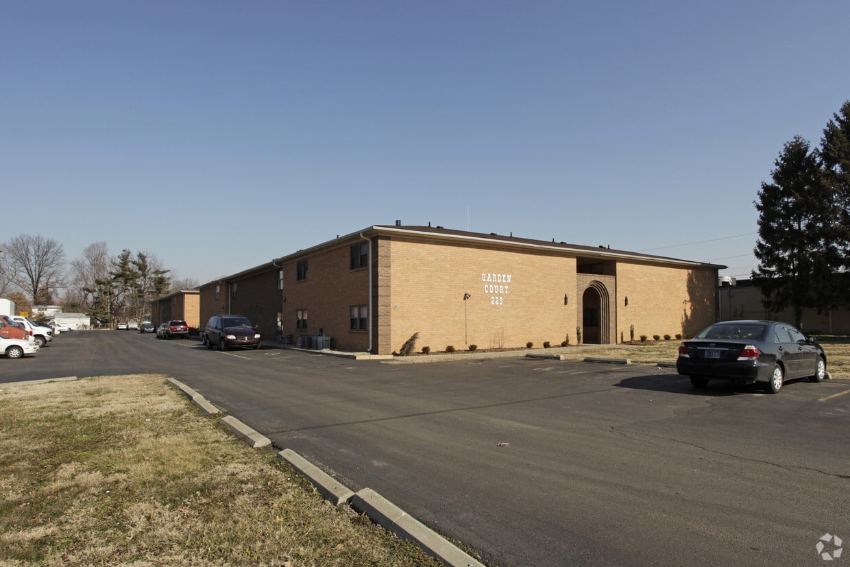 225 Ettels Ln, Clarksville, IN 47129 Apartments in Clarksville, IN