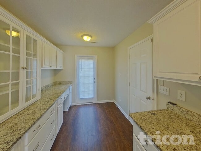 Building Photo - 7290 Oakley Ct