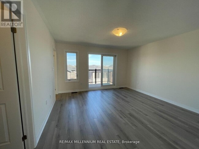 Building Photo - 51 Ravenbury St