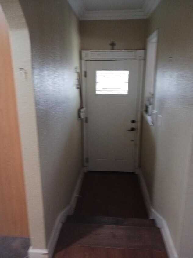 Foto principal - 5888 Oak Knolls Rd