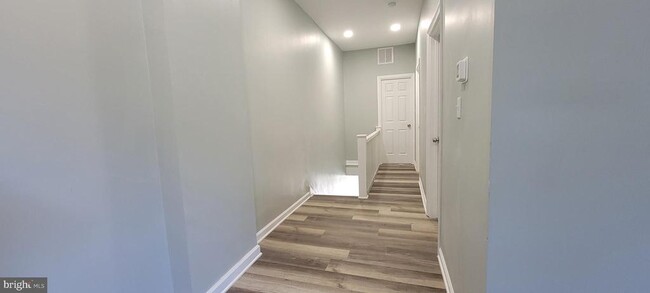 Foto del edificio - 802 N Division St