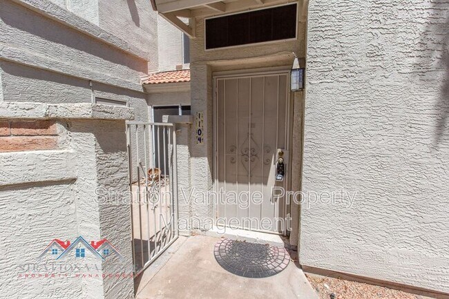 Building Photo - 1717 E Union Hills Dr