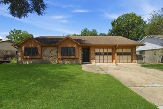 Building Photo - 2106 Rose Rd