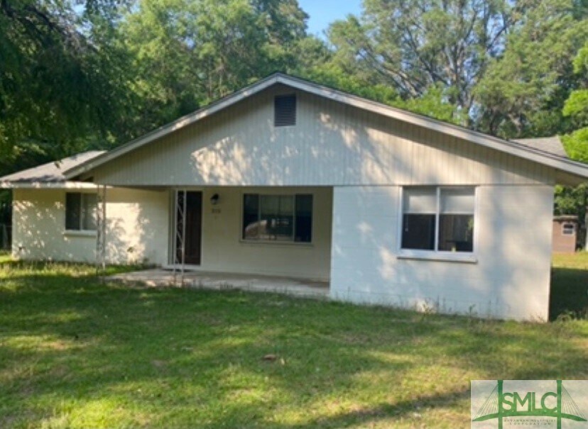 215 Horseshoe Rd, Bloomingdale, GA 31302 House Rental in Bloomingdale