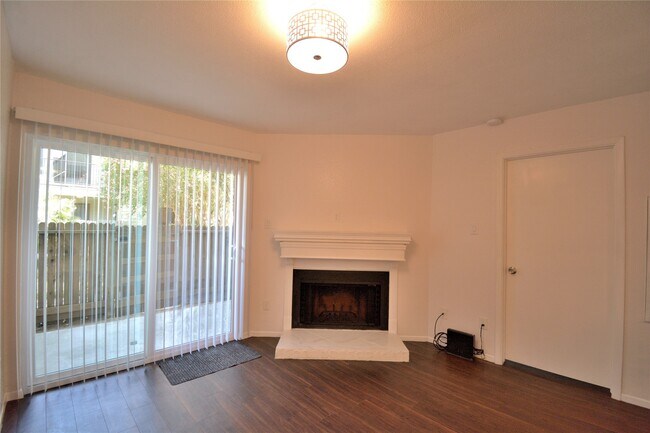 Foto del edificio - 18800 Egret Bay Blvd