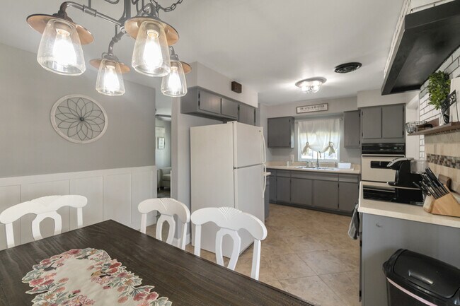 Foto del edificio - 7703 Southside Ln