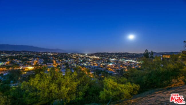 Building Photo - 649 Cross Ave