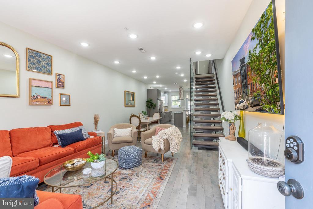 Foto principal - 2935 Master St
