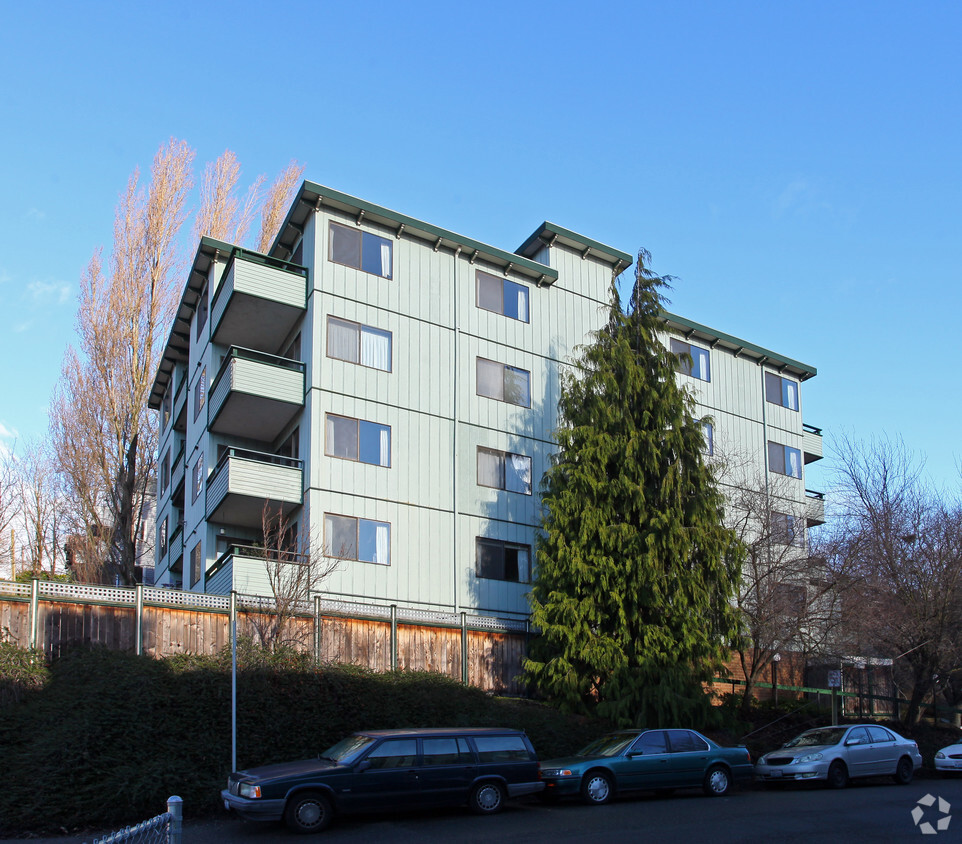 Building Photo - 3805 Fremont Ave N