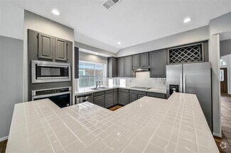 Building Photo - 4911 Greenriver Valley Dr