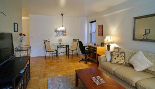 Foto del edificio - 171 E 35th St