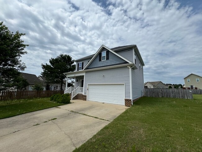 Building Photo - Available NOW! Gorgeous home in Tralee