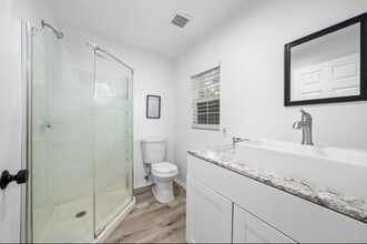 Building Photo - 7418 Oscar Dr