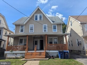 Building Photo - 408 Burlington Ave