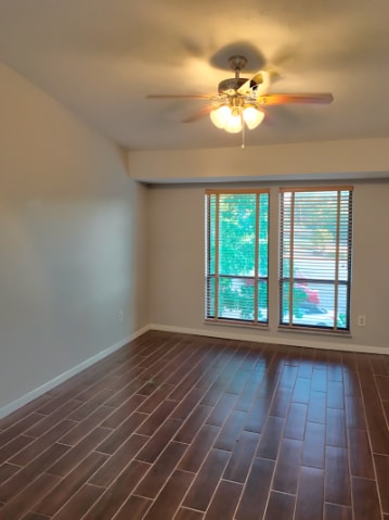 Building Photo - Freshly Painted and Clean Condo in Indian ...