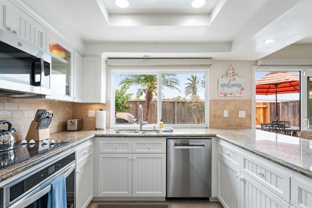 Building Photo - 153 S Shore Dr