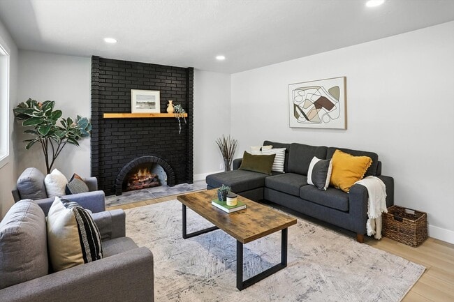 Foto del edificio - 8558 Harvard Park Dr