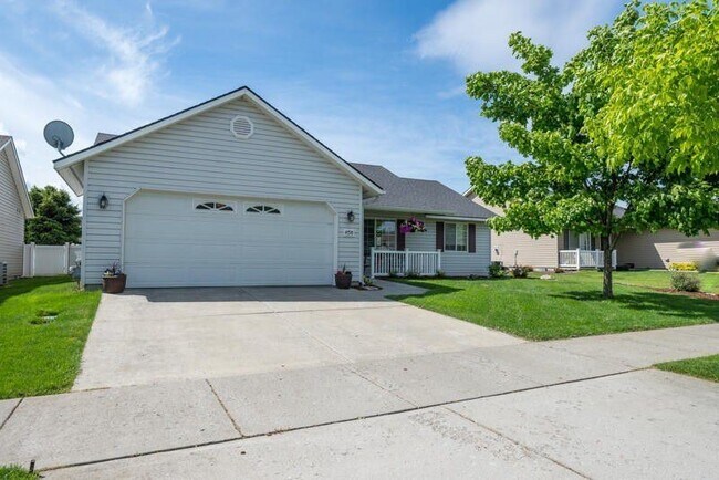 Foto del edificio - Beautiful 3 bedroom 2 bath Post Falls Home