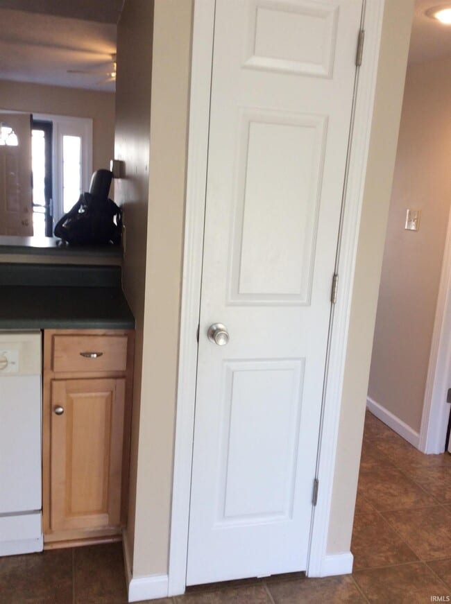 Foto del edificio - 795 E Sherwood Hills Dr