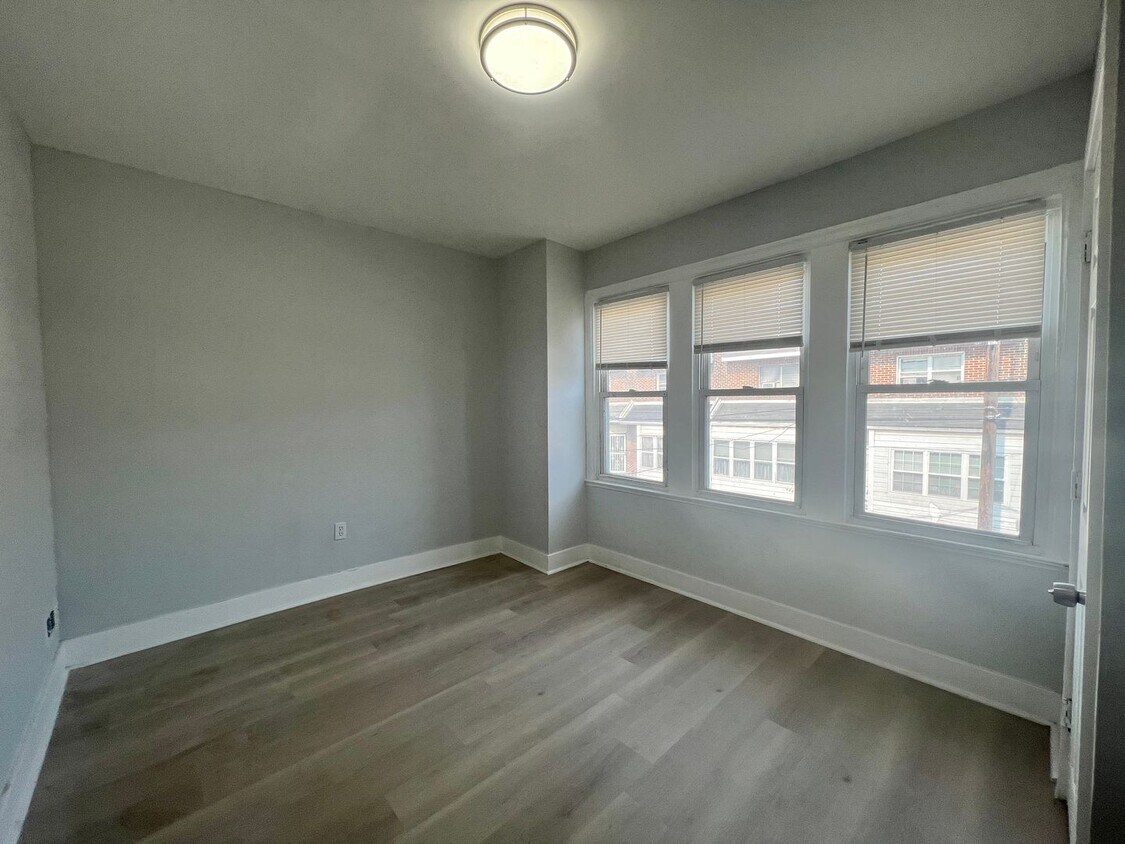 Foto del edificio - Lovely 3bd/ 1bth Home. SECTION 8 ONLY!!